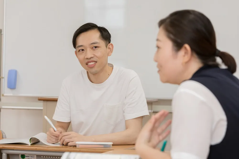 母語話者の職員がいつでもそばに